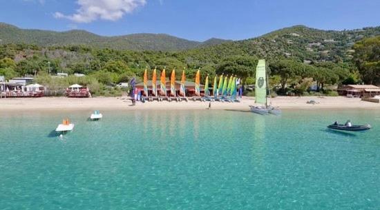 Appartement Les Pieds Dans L'Eau A Cavaliere Le Lavandou Dış mekan fotoğraf